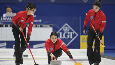 不仅清晰明 不仅清晰明